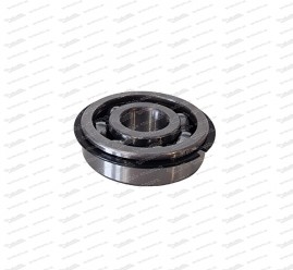 Ball bearing on front drive shaft